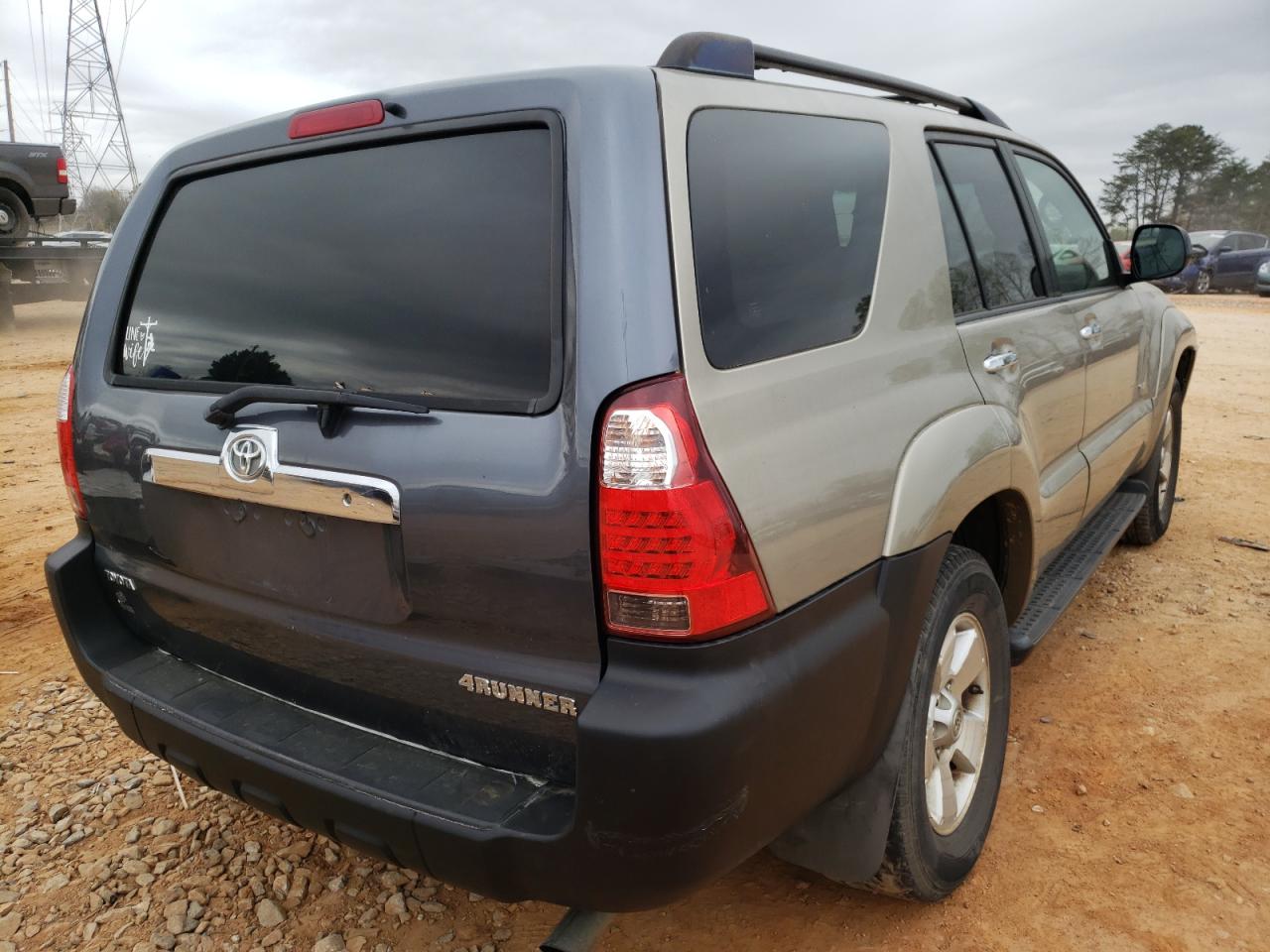 Photo 4 from auction – 2007 TOYOTA 4RUNNER SR with VIN JTEZU14R070088144