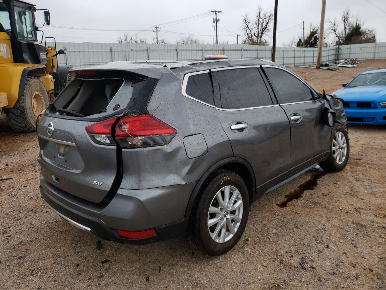 Photo 4 from auction – 2017 NISSAN ROGUE S with VIN JN8AT2MT0HW152711