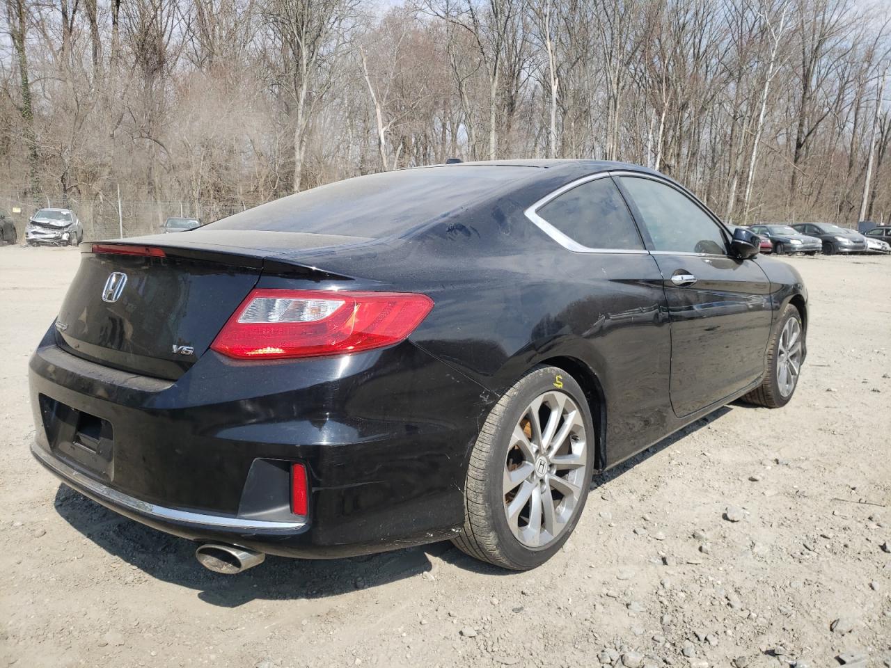 Photo 4 from auction – 2015 HONDA ACCORD EXL with VIN 1HGCT2B82FA003053