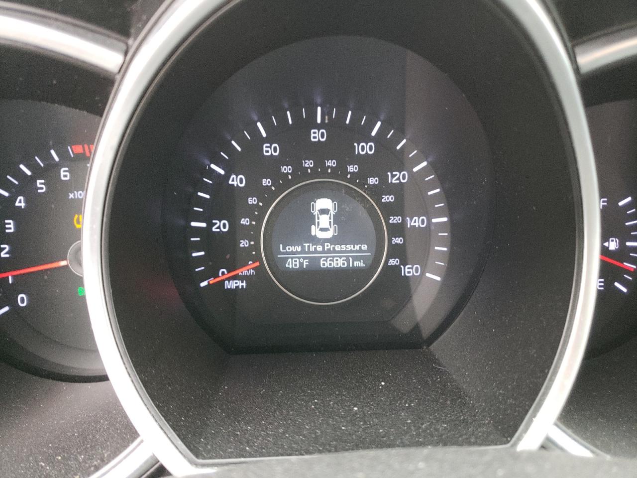 Photo 8 from auction – 2015 KIA OPTIMA LX with VIN KNAGM4A78F5611828