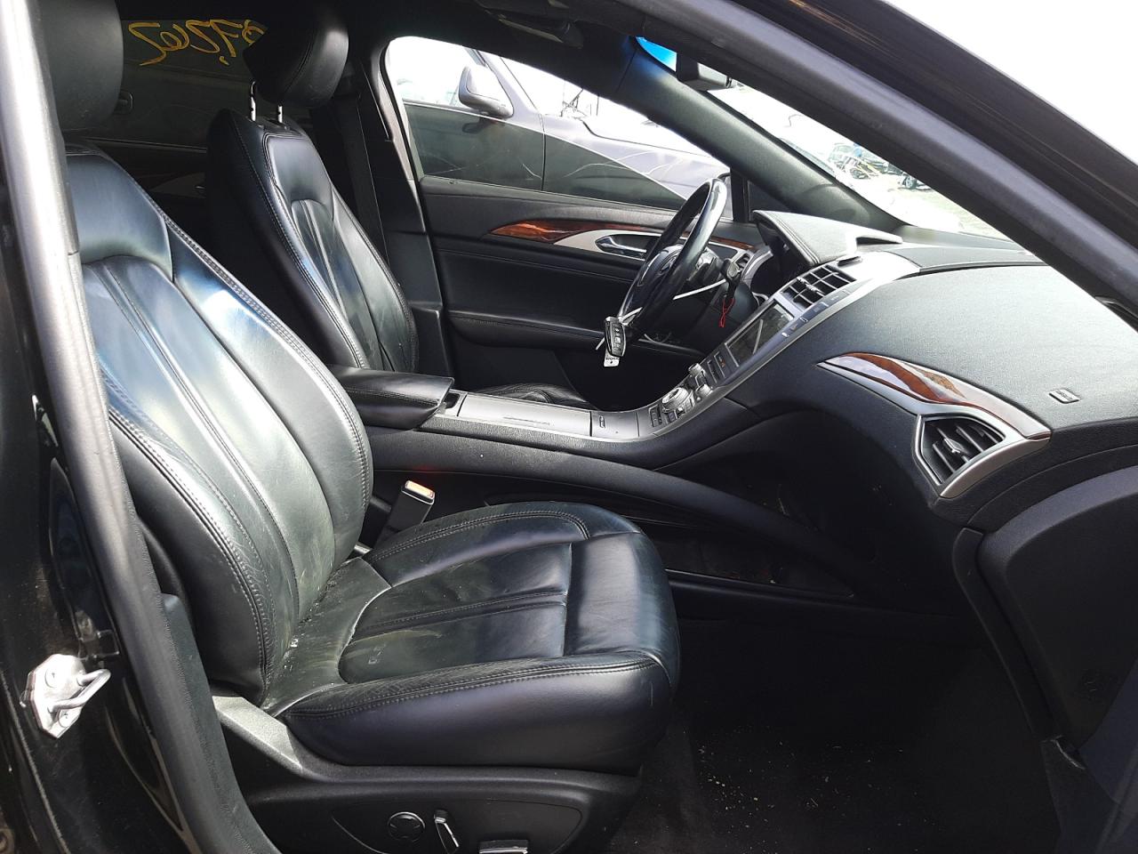 Zdjęcie 5 z aukcji – 2017 LINCOLN MKZ SELECT z VIN 3LN6L5C91HR615706