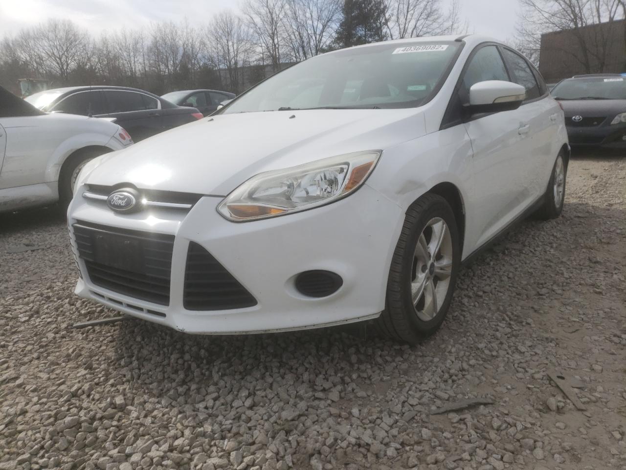 Photo 2 from auction – 2014 FORD FOCUS SE with VIN 1FADP3K21EL157254