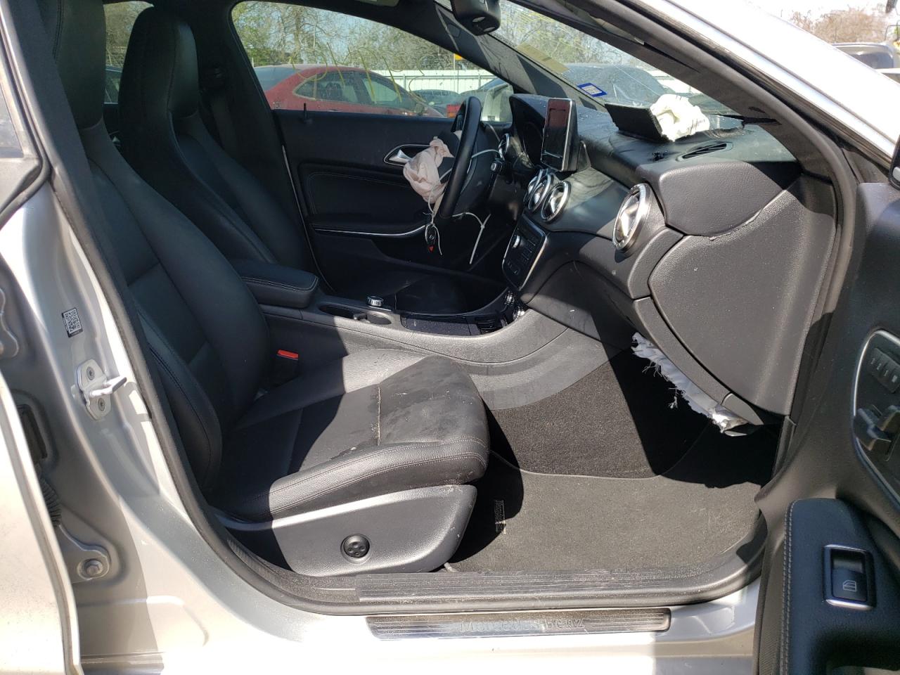 Photo 5 from auction – 2015 MERCEDES-BENZ CLA 250 with VIN WDDSJ4EBXFN203373