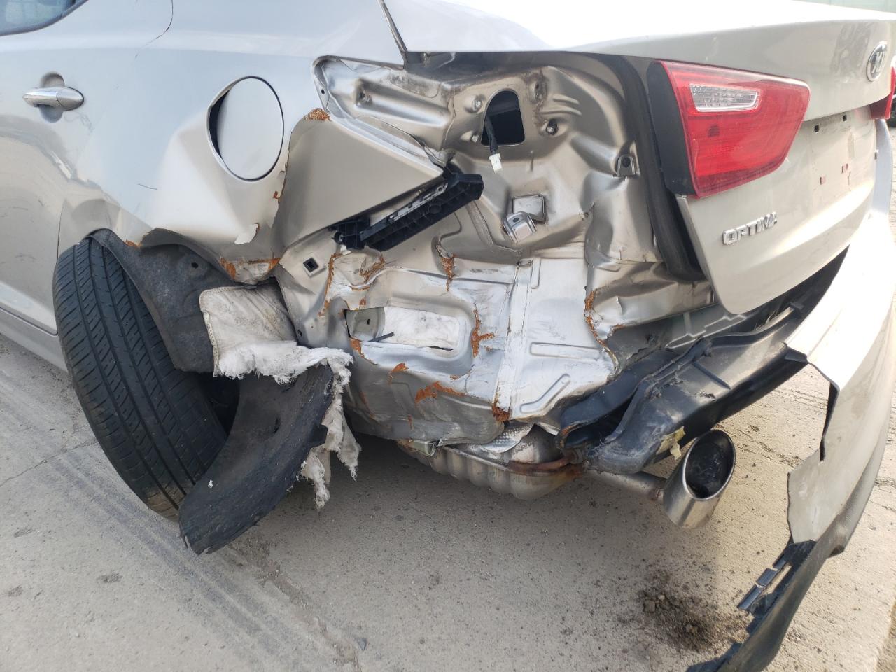 Photo 9 from auction – 2015 KIA OPTIMA LX with VIN 5XXGM4A79FG462988