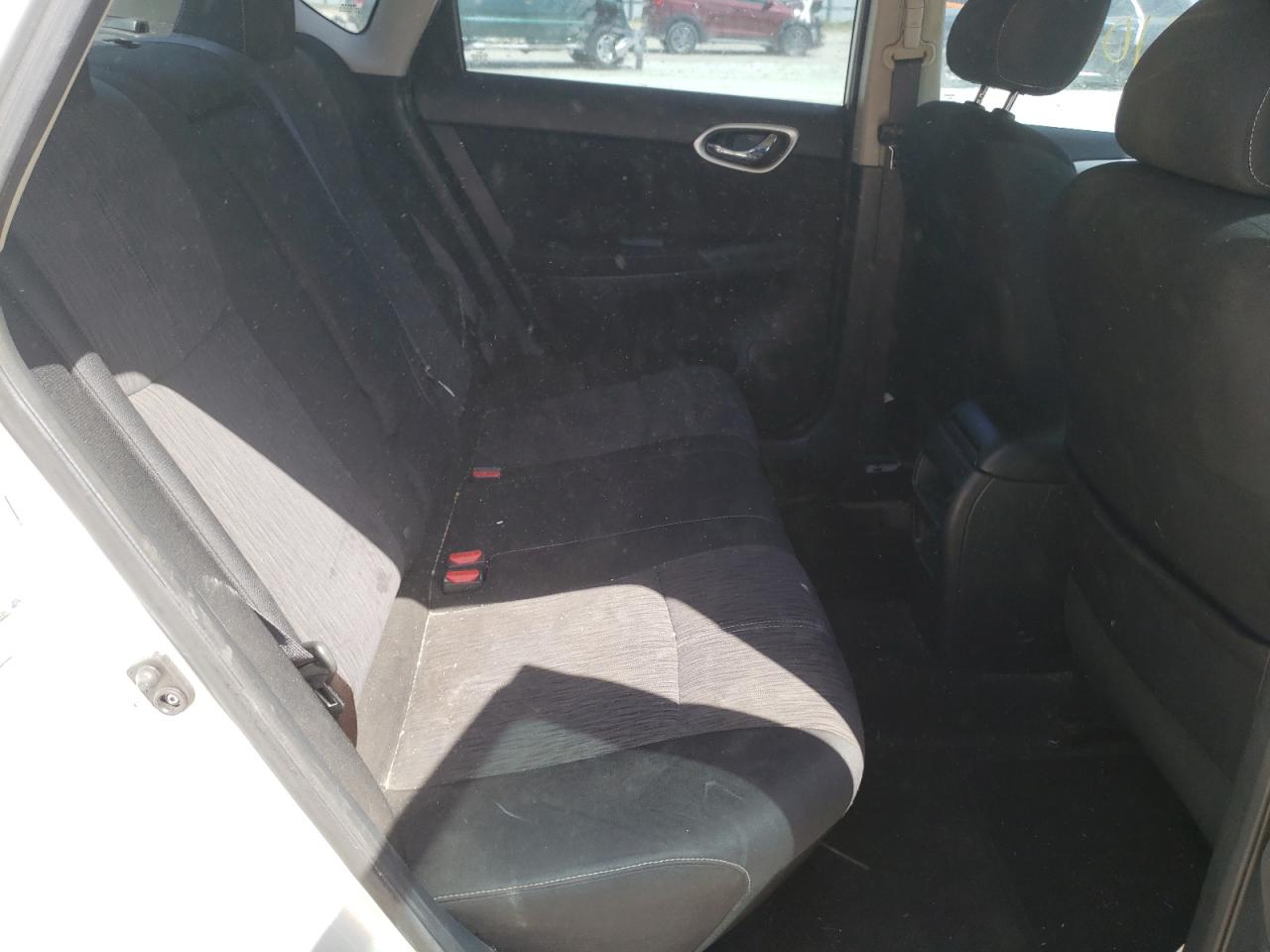 Photo 6 from auction – 2014 NISSAN SENTRA S with VIN 3N1AB7AP2EY325347