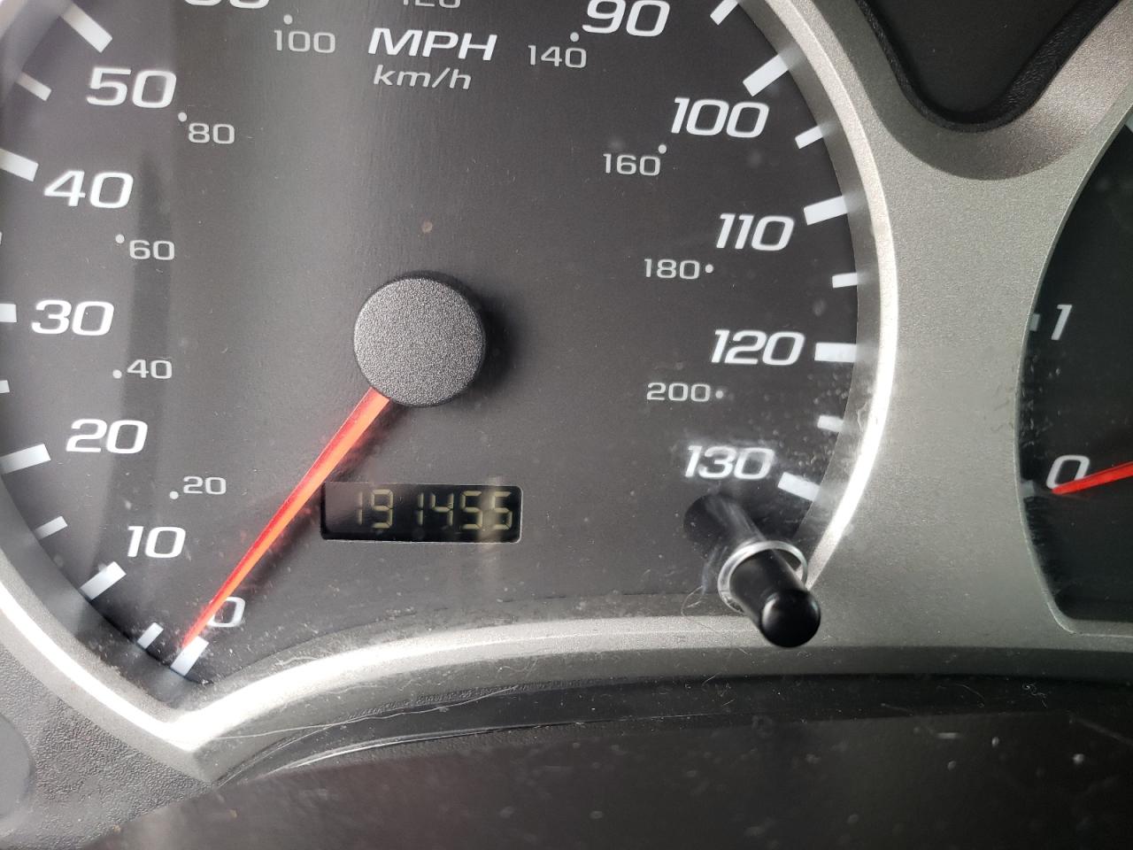 Photo 8 from auction – 2005 CHEVROLET EQUINOX LT with VIN 2CNDL73F356157873