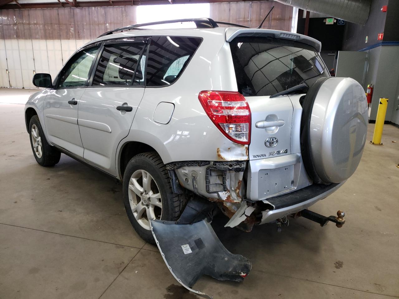 Photo 3 from auction – 2010 TOYOTA RAV4 with VIN JTMBK4DV3A5090443