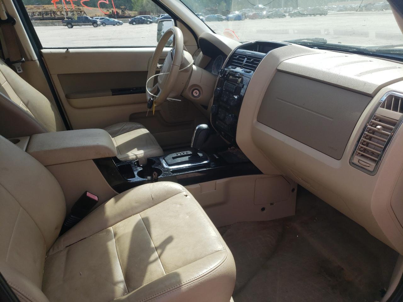 Photo 5 from auction – 2010 FORD ESCAPE LIM with VIN 1FMCU9EG2AKC91842