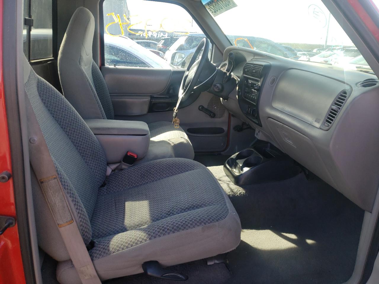 Photo 5 from auction – 1999 FORD RANGER with VIN 1FTYR10V0XTA56748