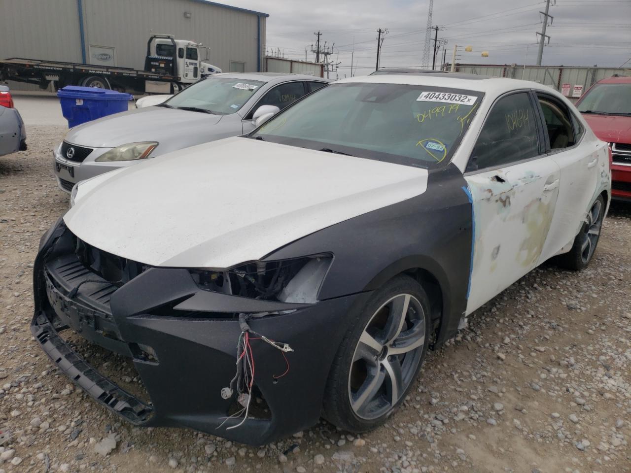 Photo 2 from auction – 2017 LEXUS IS 200T with VIN JTHBA1D24H5049979