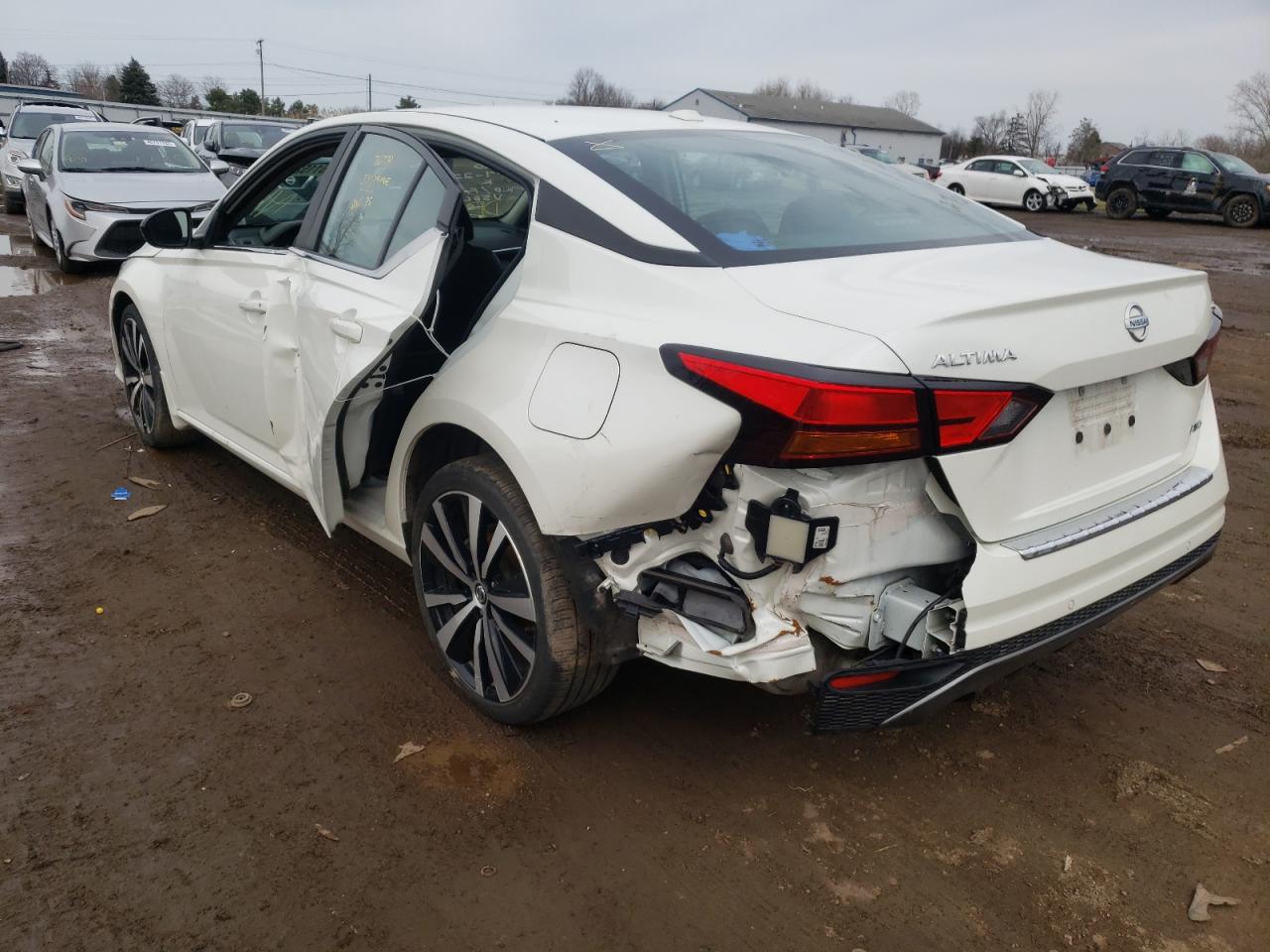 Photo 3 from auction – 2020 NISSAN ALTIMA SR with VIN 1N4BL4CW2LC185457
