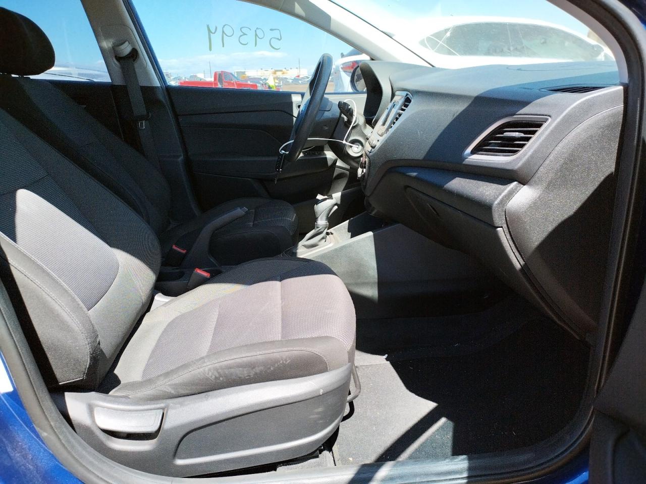 Photo 5 from auction – 2019 HYUNDAI ACCENT SE with VIN 3KPC24A31KE060256