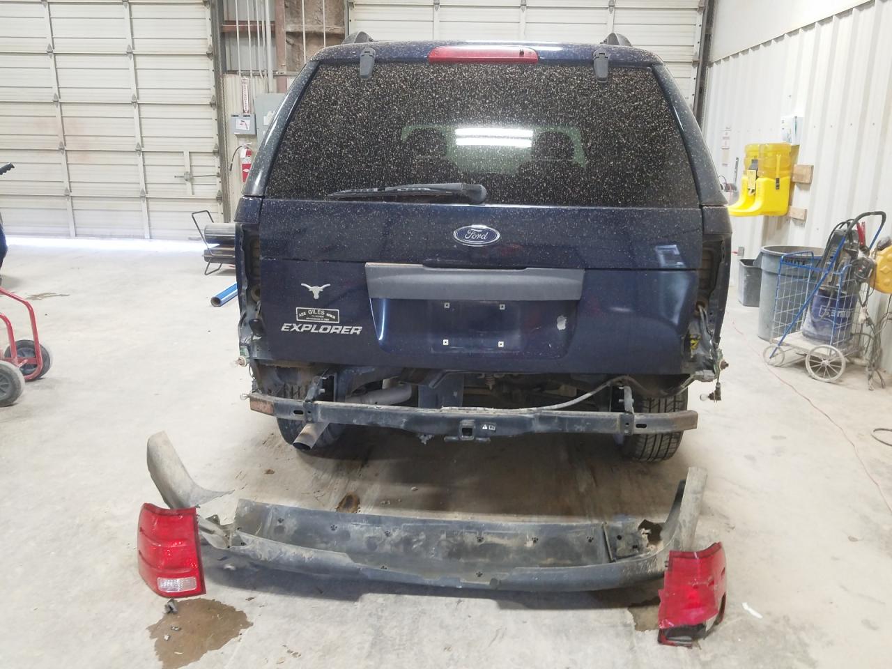 صورة رقم 9 من المزاد - 2003 FORD EXPLORER X مع VIN 1FMZU62K43ZB26824