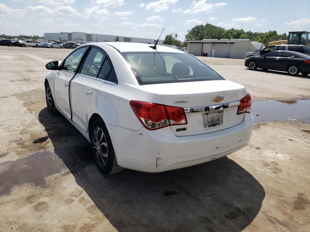 Photo 3 from auction – 2012 CHEVROLET CRUZE LS with VIN 1G1PC5SH4C7316124