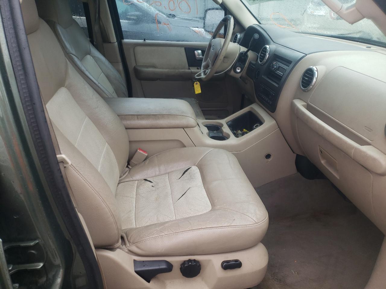 Photo 5 from auction – 2003 FORD EXPEDITION with VIN 1FMFU18L83LC10248