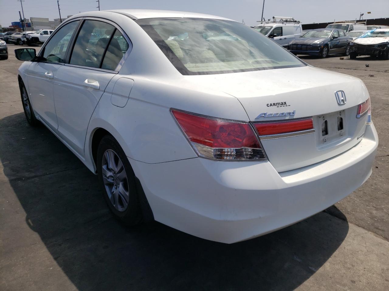 Photo 3 from auction – 2011 HONDA ACCORD with VIN 1HGCP2F62BA153252
