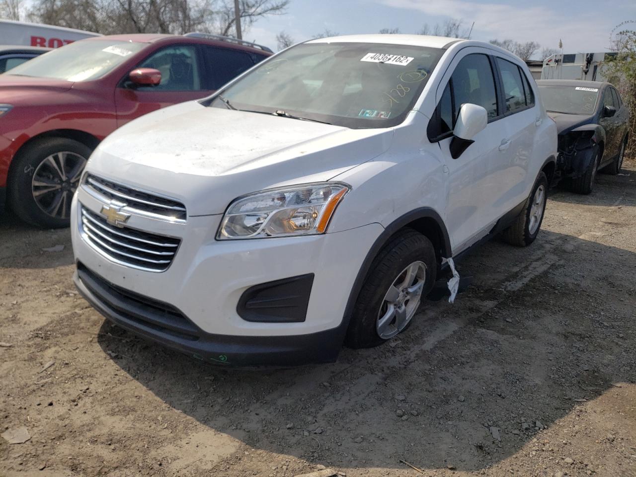 Photo 9 from auction – 2016 CHEVROLET TRAX LS with VIN 3GNCJNSB2GL266467