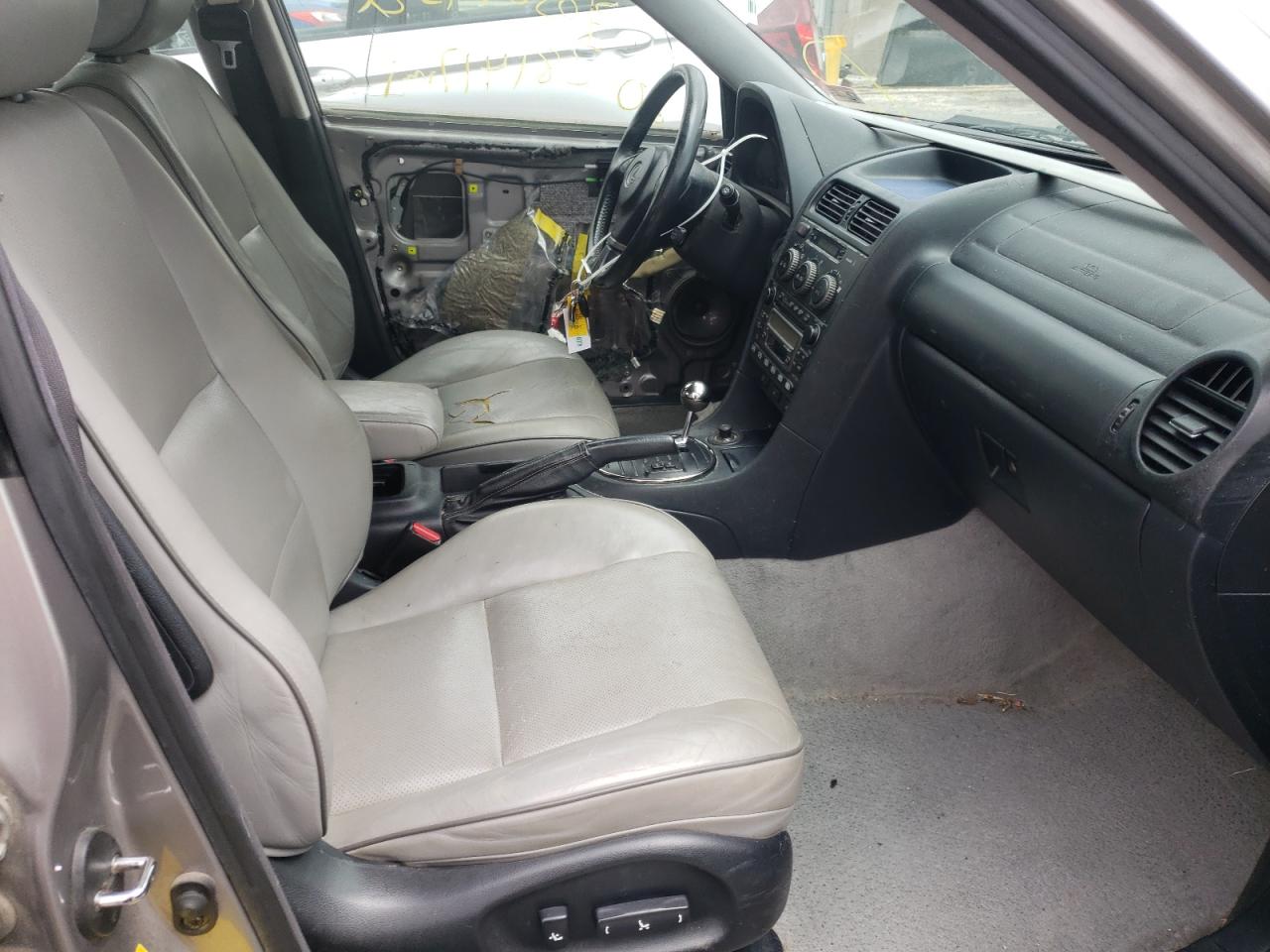 Photo 5 from auction – 2003 LEXUS IS 300 with VIN JTHBD192630080317