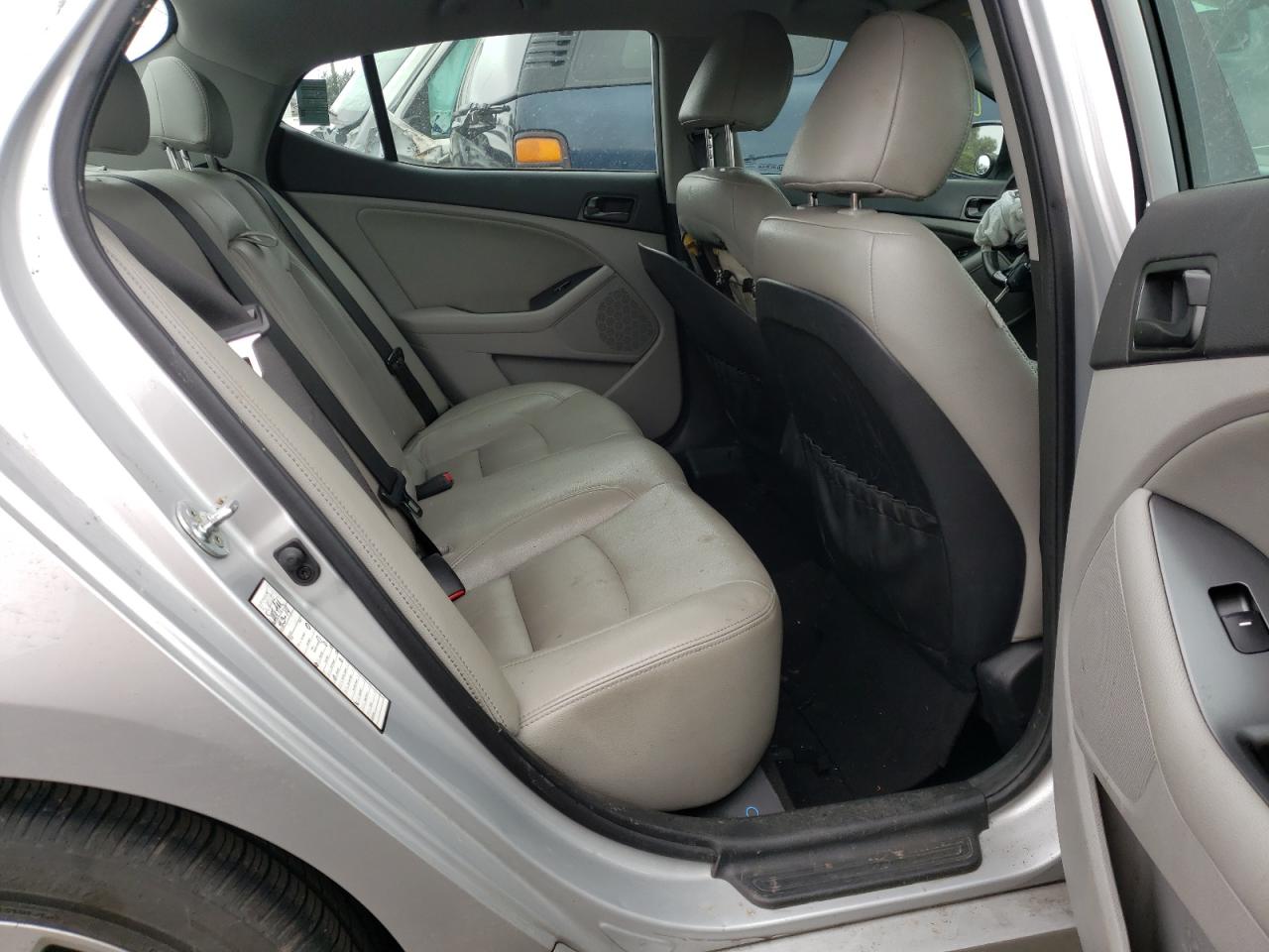 Photo 6 from auction – 2014 KIA OPTIMA LX with VIN 5XXGM4A75EG328266