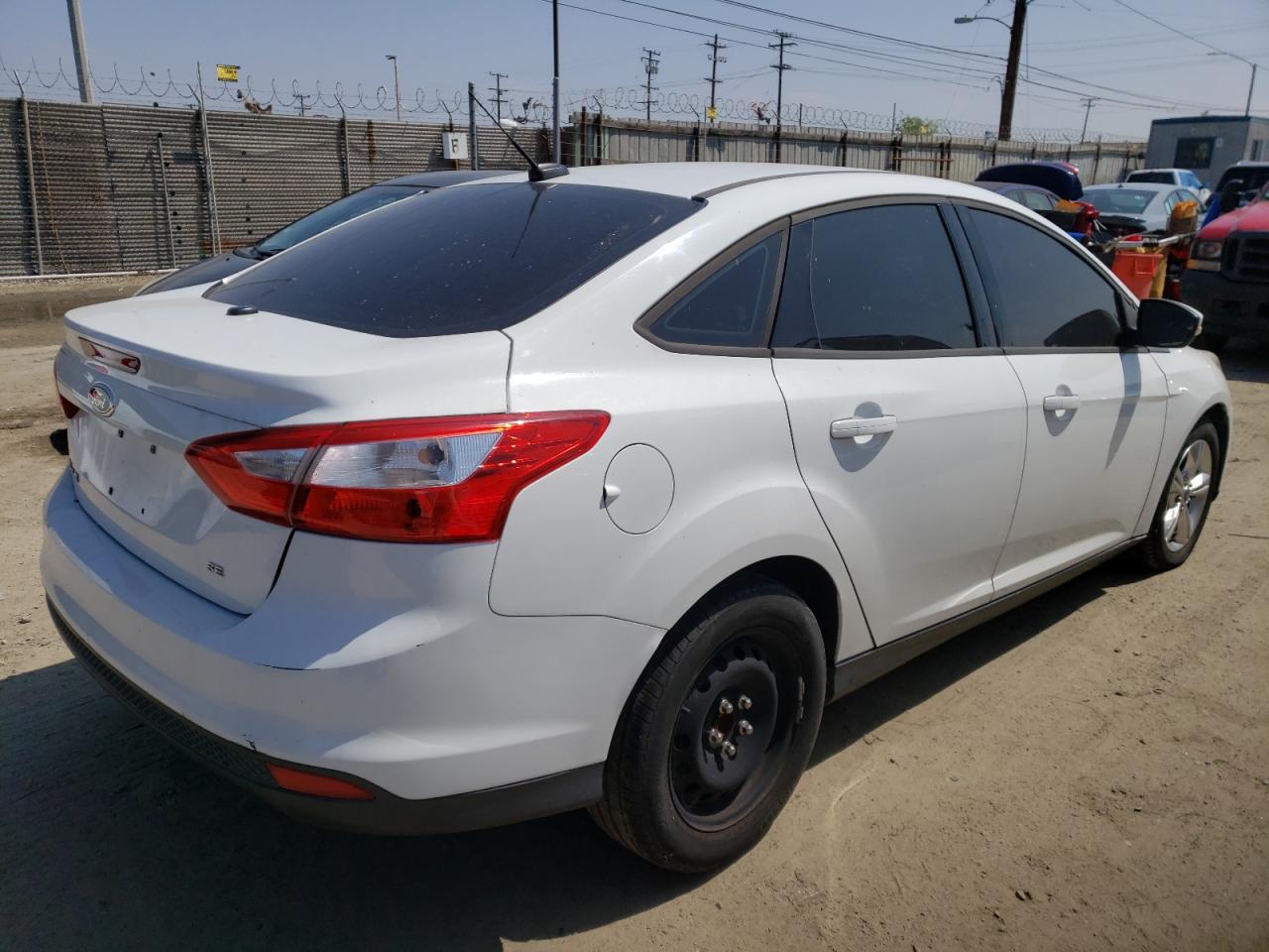 Photo 4 from auction – 2013 FORD FOCUS SE with VIN 1FADP3F2XDL337910