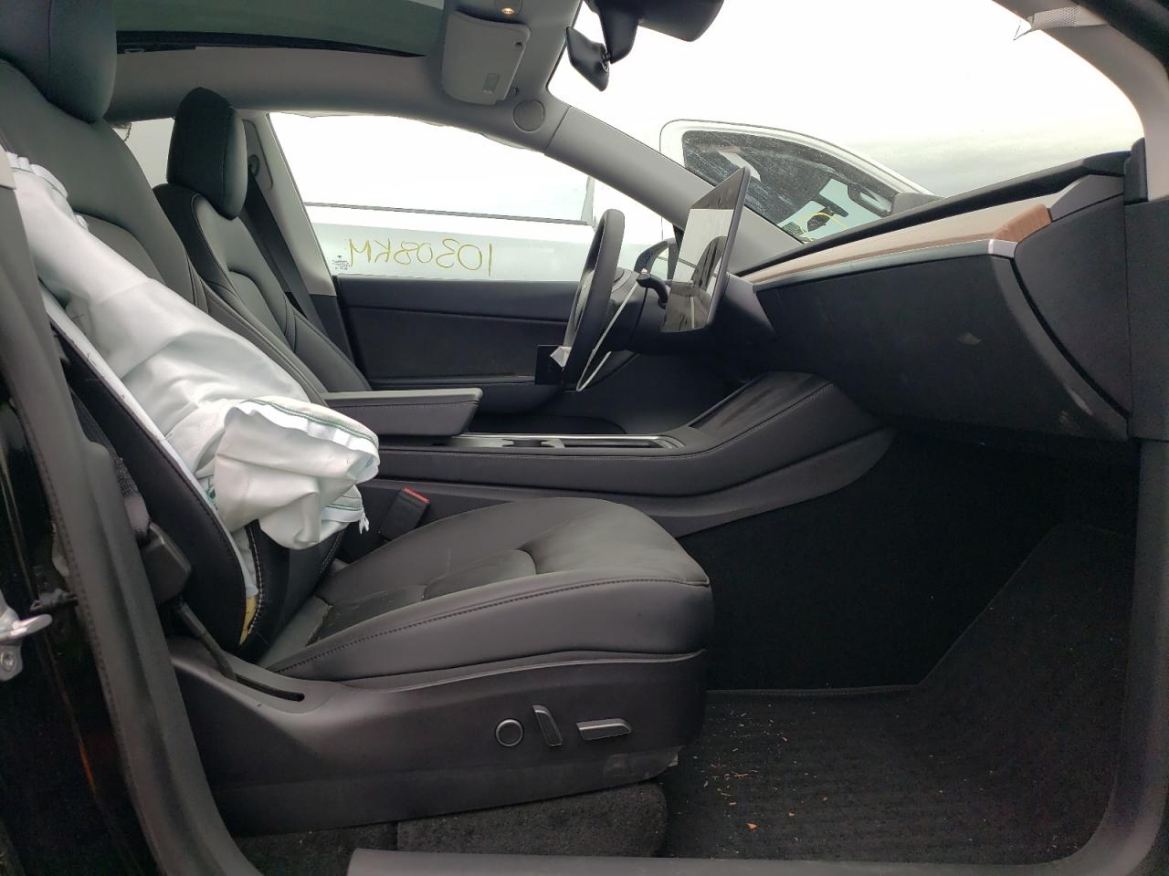 Photo 5 from auction – 2021 TESLA MODEL Y with VIN 5YJYGDEE3MF181970