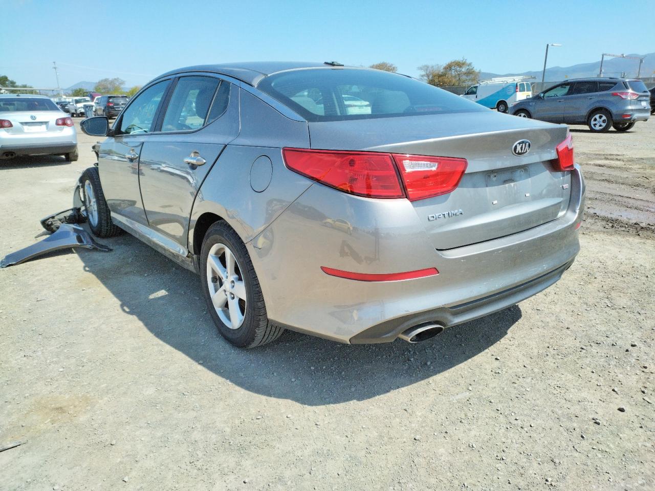 Photo 3 from auction – 2015 KIA OPTIMA LX with VIN 5XXGM4A73FG385549
