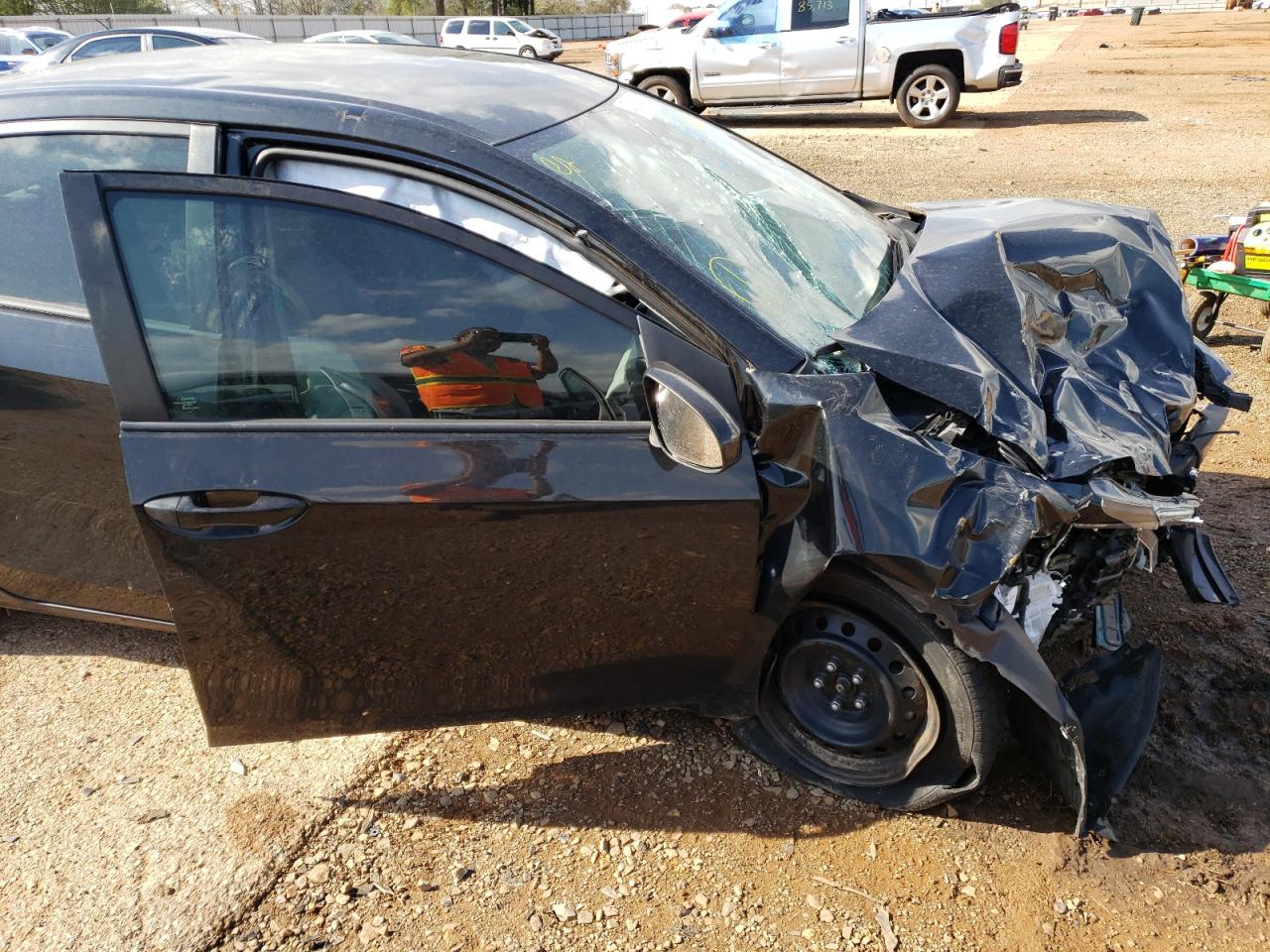Photo 19 from auction – 2017 TOYOTA COROLLA L with VIN 5YFBURHE9HP590296