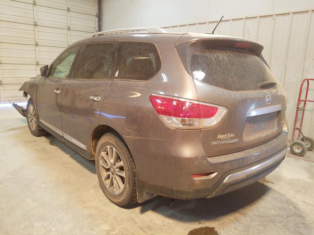 Photo 3 from auction – 2014 NISSAN PATHFINDER with VIN 5N1AR2MM5EC732788