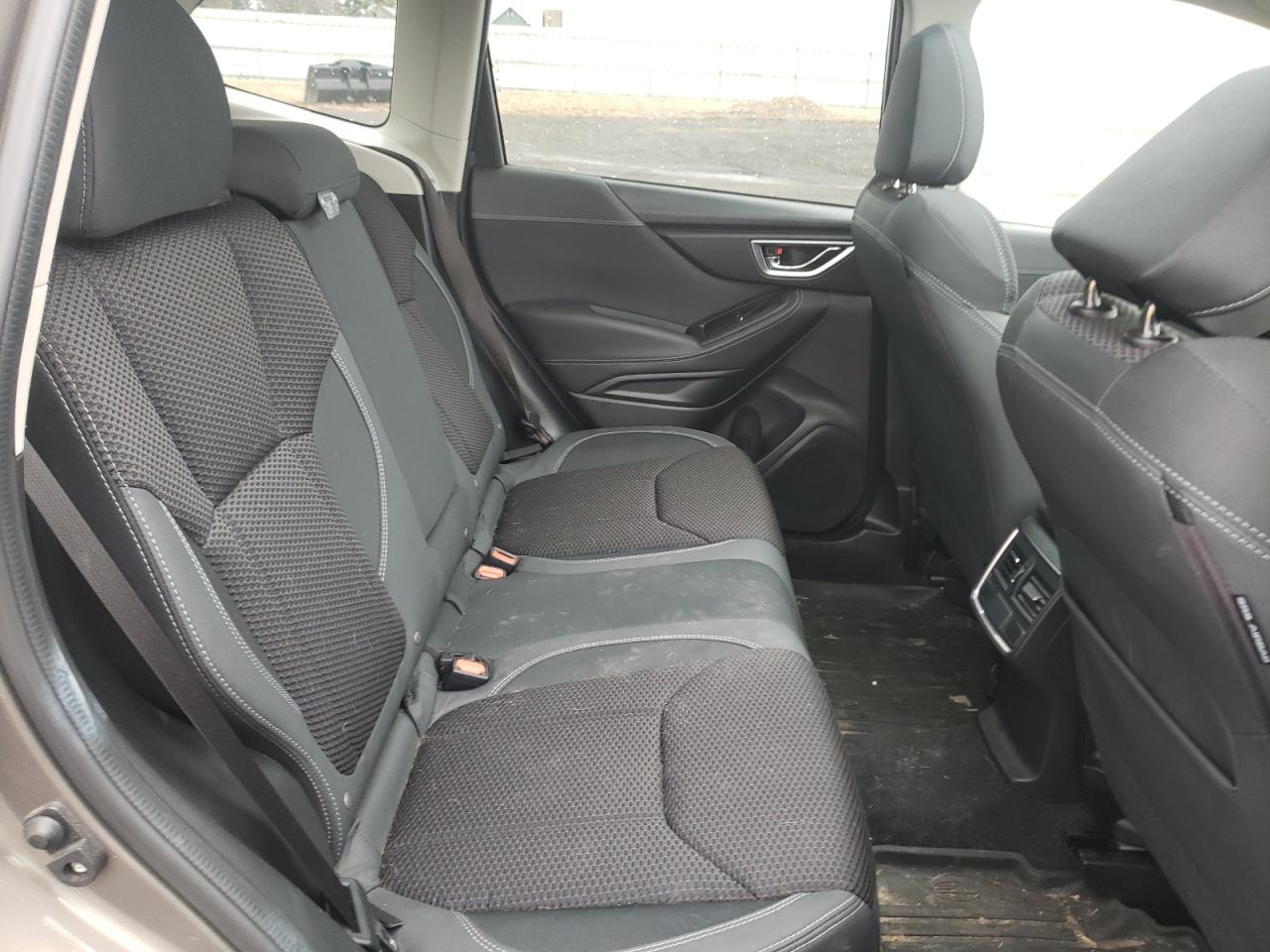 Photo 6 from auction – 2019 SUBARU FORESTER P with VIN JF2SKAEC5KH462913
