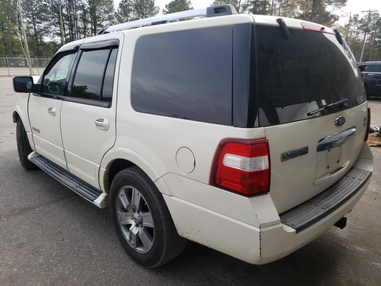 Photo 3 from auction – 2007 FORD EXPEDITION with VIN 1FMFU19547LA46390