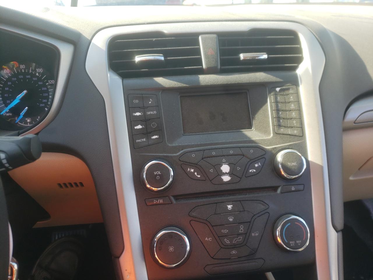 Photo 9 from auction – 2013 FORD FUSION SE with VIN 3FA6P0HR4DR178255