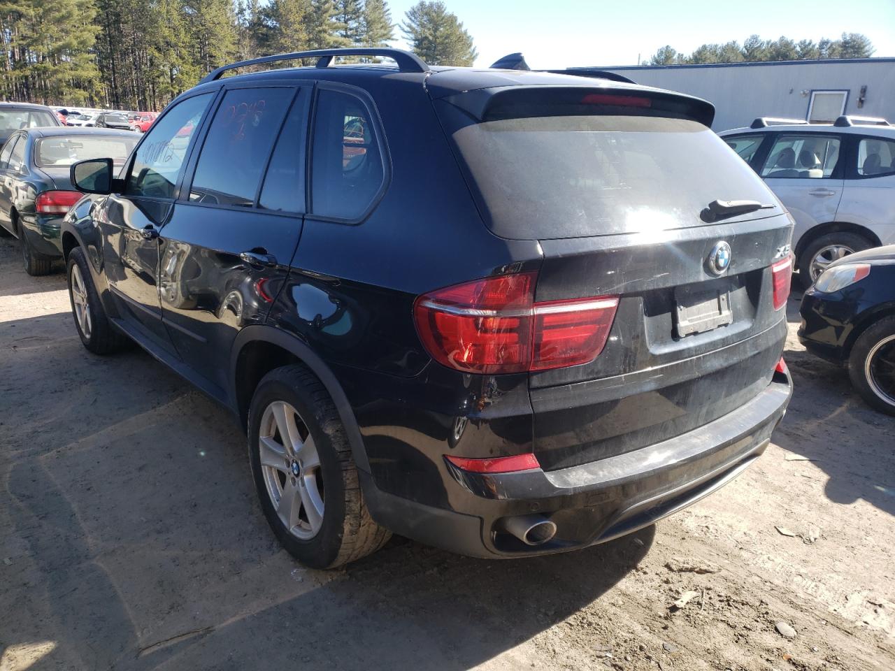 Photo 3 from auction – 2012 BMW X5 XDRIVE3 with VIN 5UXZW0C56CL664656