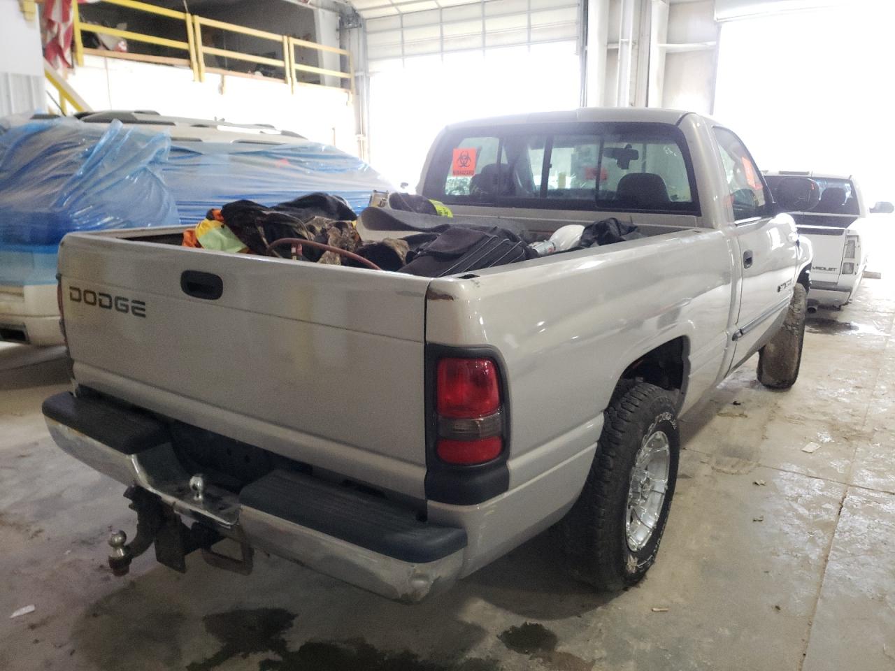 Photo 4 from auction – 2001 DODGE RAM 1500 with VIN 1B7HC16X71S683258