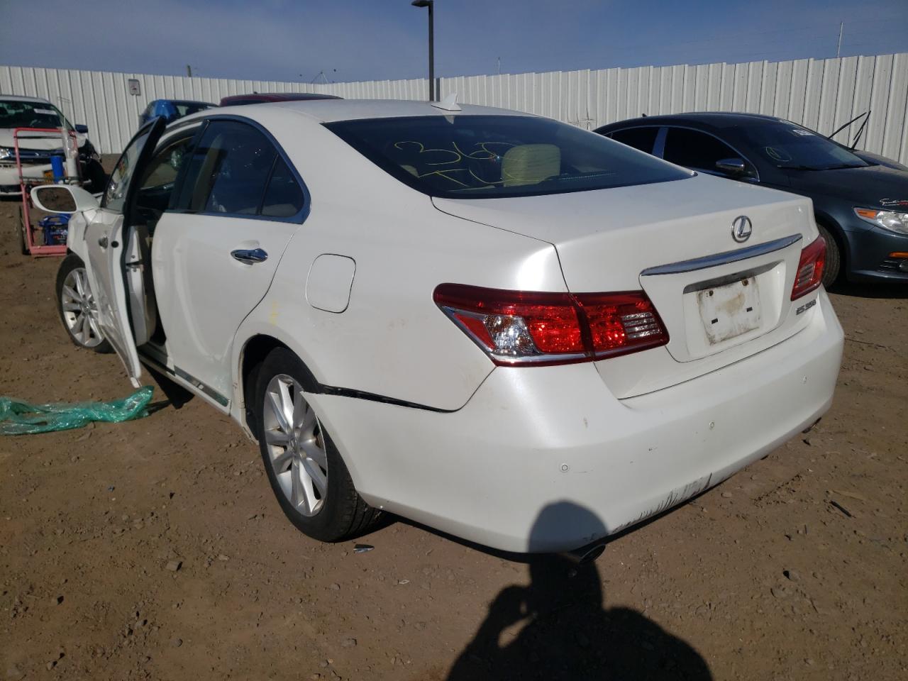 صورة رقم 3 من المزاد - 2011 LEXUS ES 350 مع VIN JTHBK1EG9B2451013