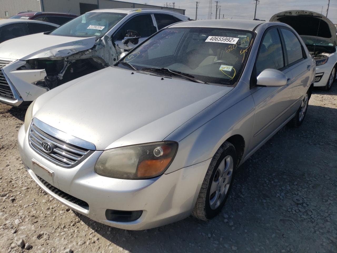 Zdjęcie 2 z aukcji – 2009 KIA SPECTRA EX z VIN KNAFE221195620544