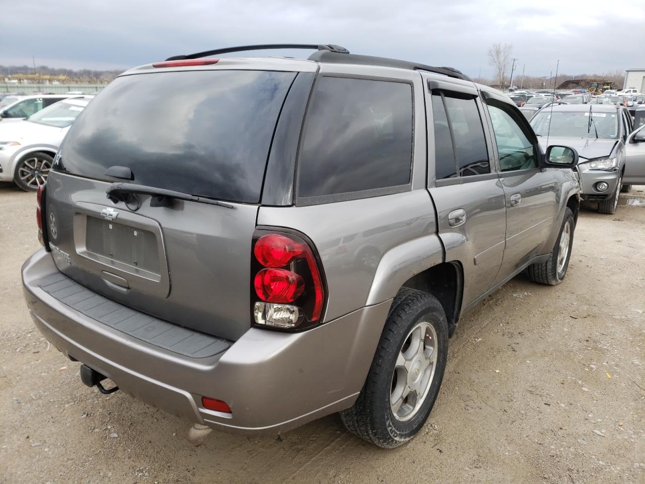 Photo 4 from auction – 2008 CHEVROLET TRAILBLAZE with VIN 1GNDS13S082245662