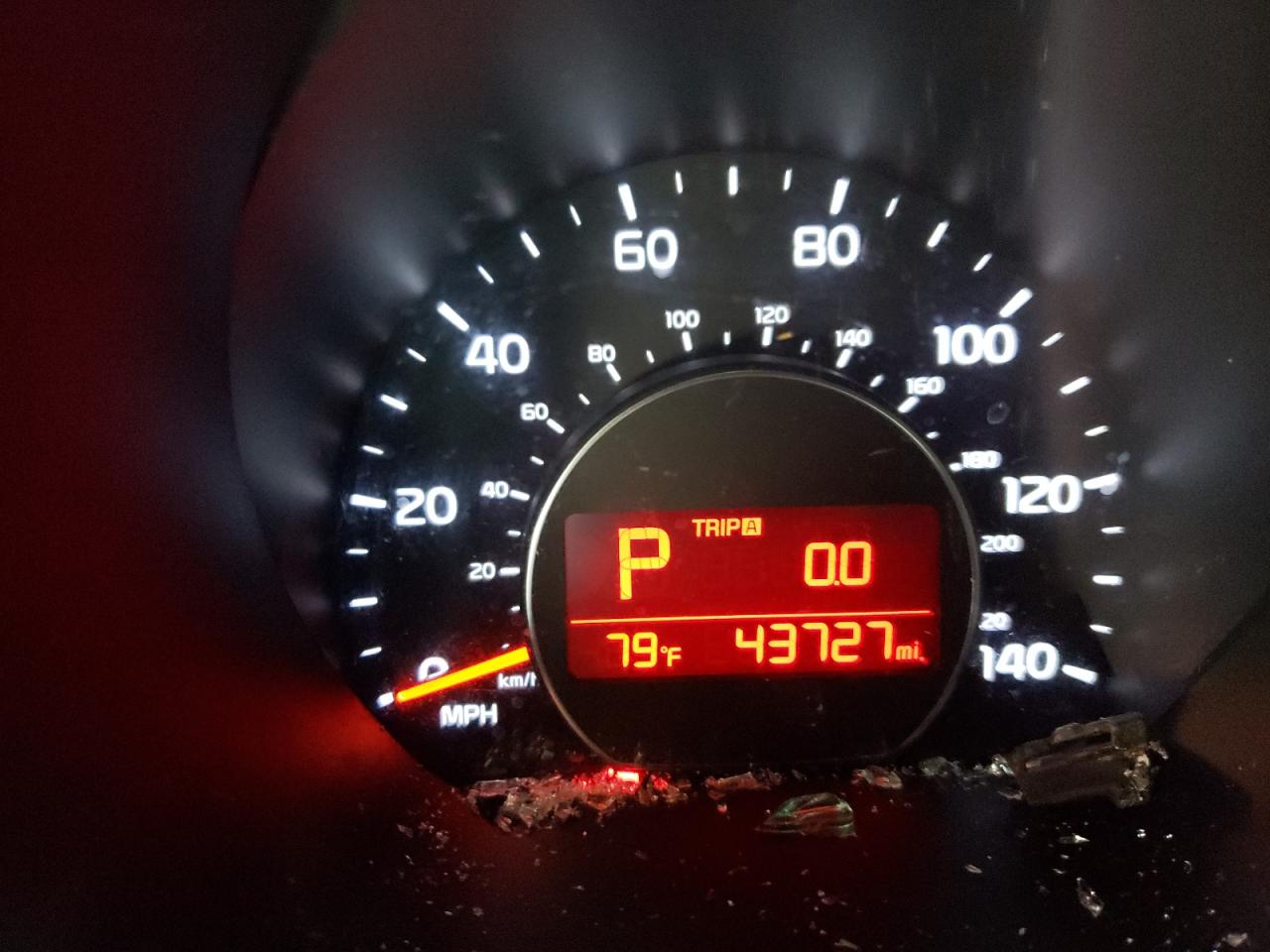 Photo 8 from auction – 2014 KIA SOUL with VIN KNDJN2A23E7738648