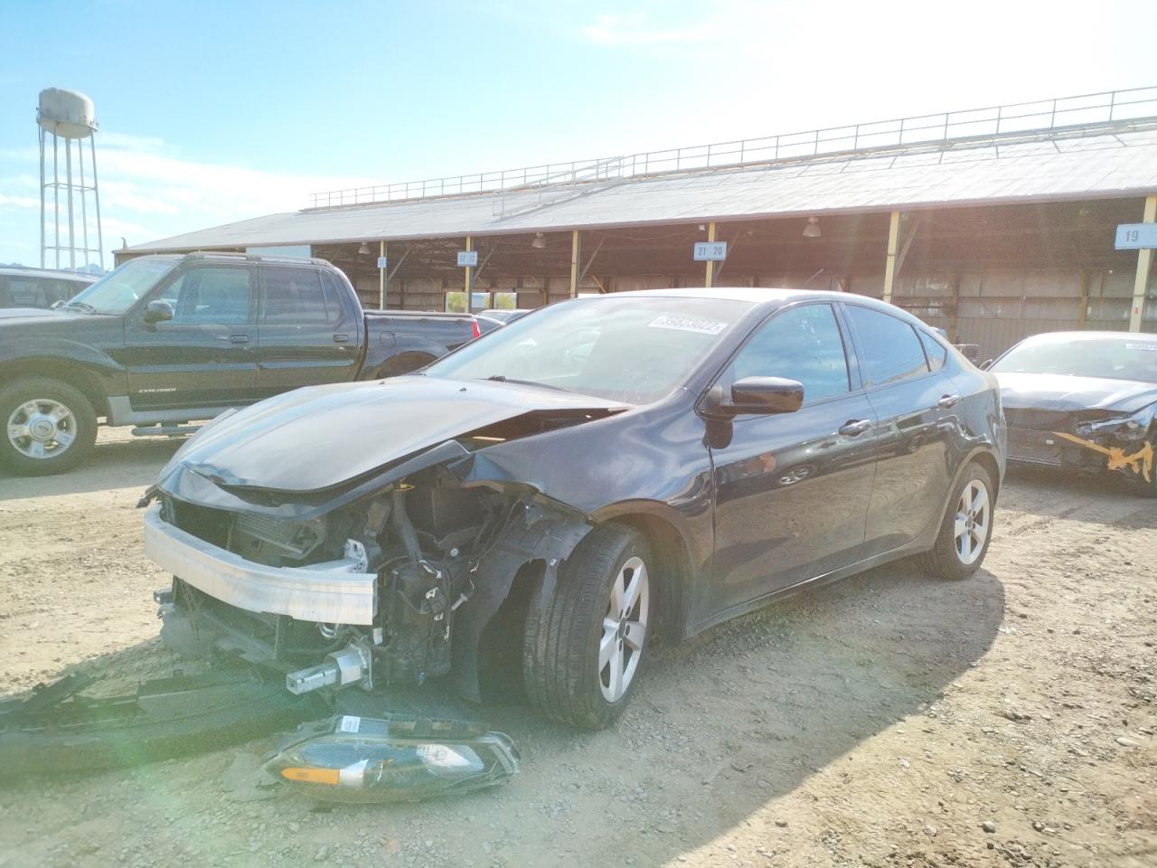 Photo 2 from auction – 2016 DODGE DART SXT with VIN 1C3CDFBB2GD592642