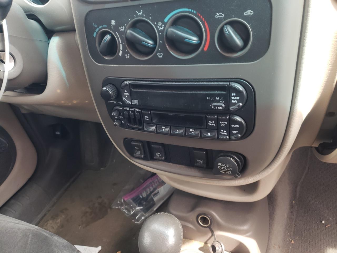 Photo 9 from auction – 2001 CHRYSLER PT CRUISER with VIN 3C8FY4BB31T516736