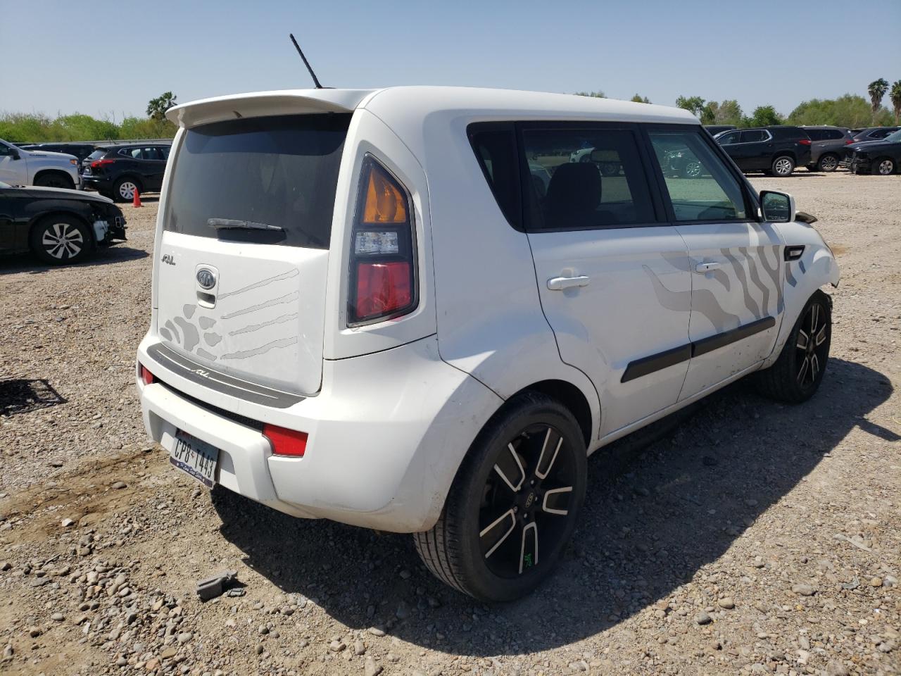 Photo 4 from auction – 2011 KIA SOUL + with VIN KNDJT2A27B7278346