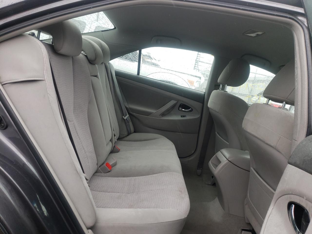 Photo 6 from auction – 2011 TOYOTA CAMRY BASE with VIN 4T4BF3EK8BR206649
