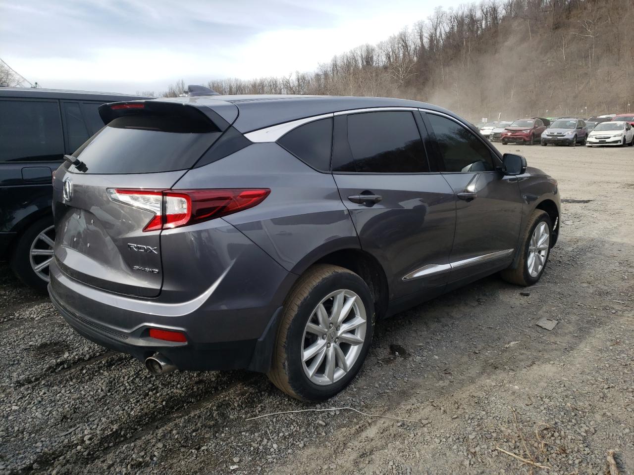 Photo 4 from auction – 2019 ACURA RDX with VIN 5J8TC2H36KL040133