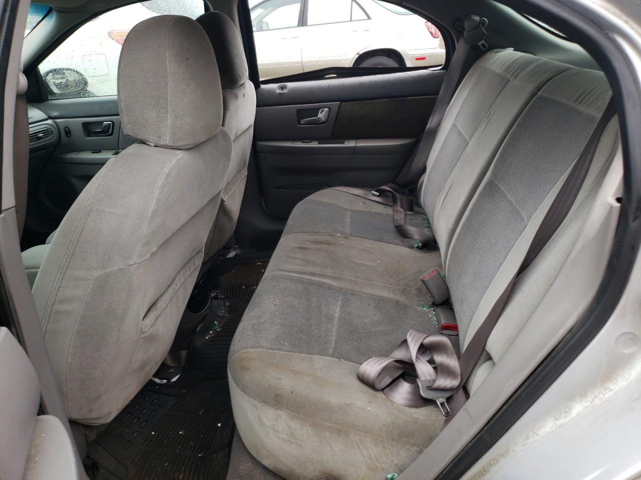 Photo 6 from auction – 2001 FORD TAURUS SE with VIN 1FAFP58271G247281