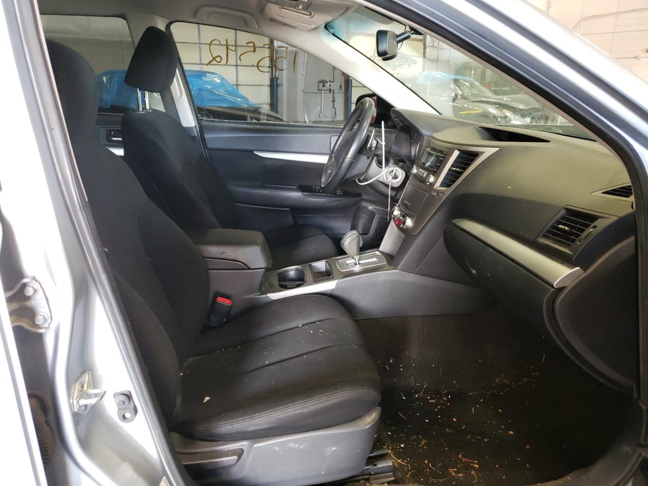Photo 5 from auction – 2013 SUBARU OUTBACK with VIN 4S4BRCBC3D3300607
