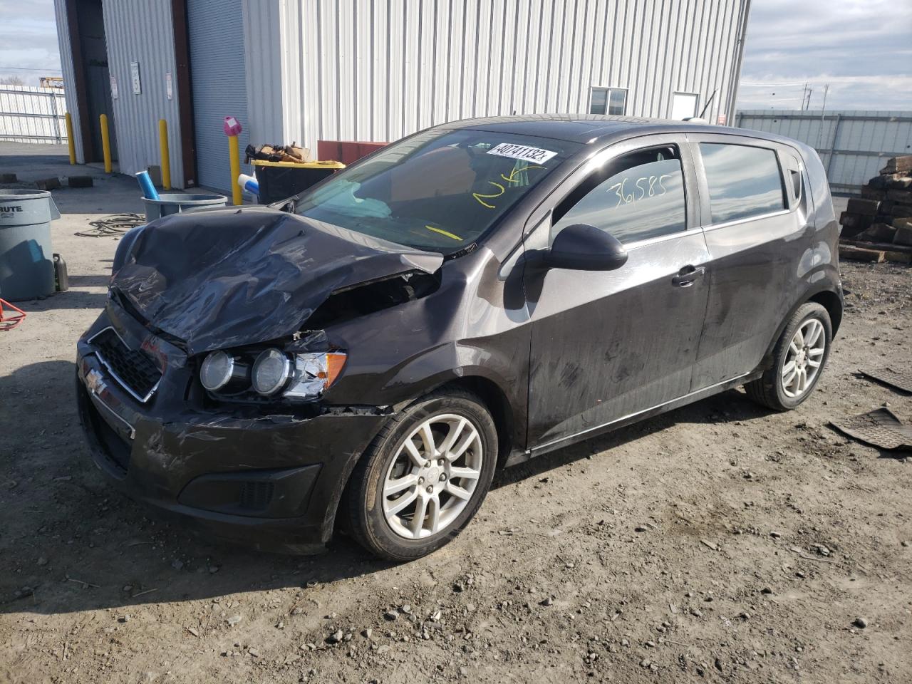 Photo 2 from auction – 2015 CHEVROLET SONIC LT with VIN 1G1JC6SB2F4199169