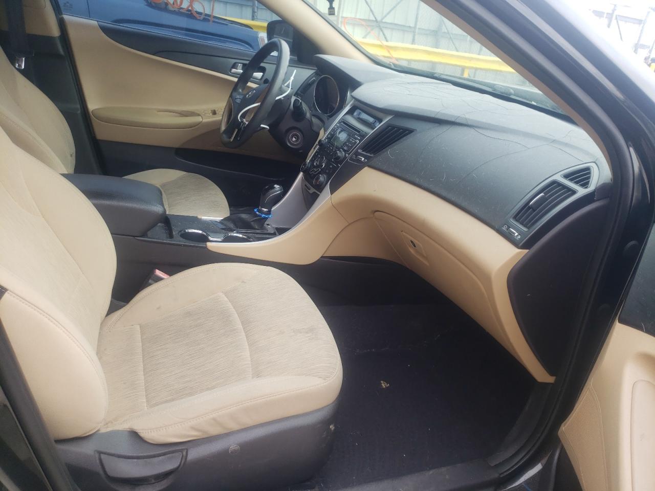 Photo 5 from auction – 2011 HYUNDAI SONATA GLS with VIN 5NPEB4AC1BH177372