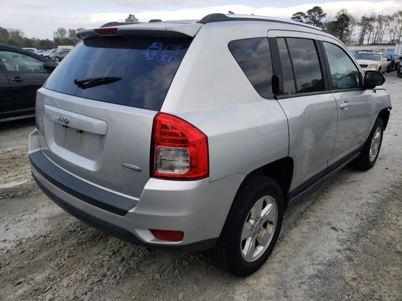 Photo 4 from auction – 2013 JEEP COMPASS LA with VIN 1C4NJCEA2DD158893