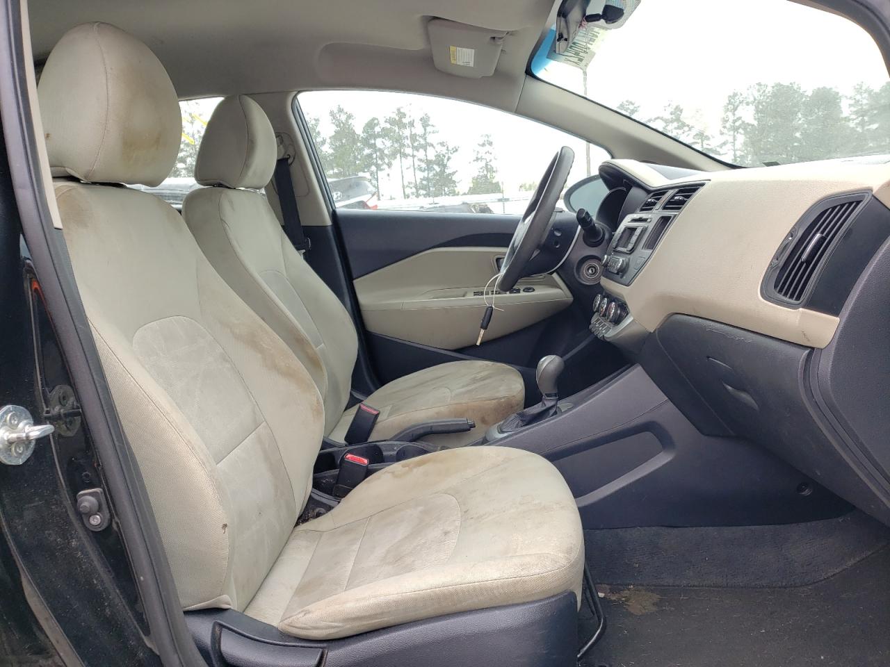 Photo 5 from auction – 2013 KIA RIO LX with VIN KNADM4A37D6266881