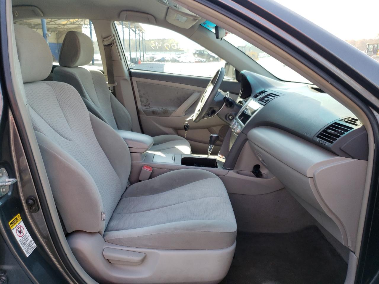 Photo 5 from auction – 2011 TOYOTA CAMRY BASE with VIN 4T4BF3EK0BR125872