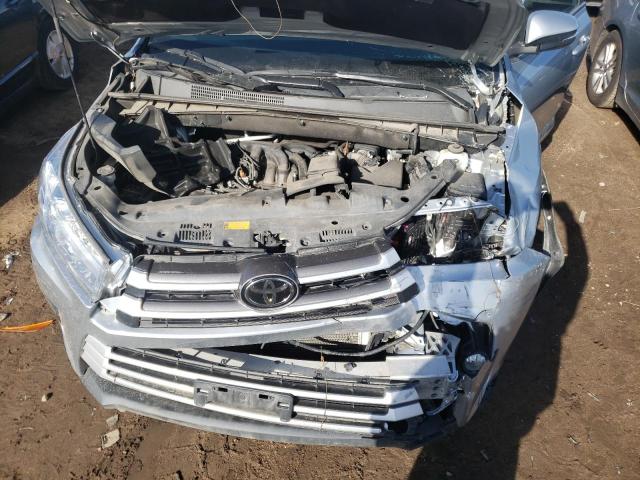 TOYOTA HIGHLANDER 2019 with VIN 5TDJZRFH4KS564696 - Photo from auction
